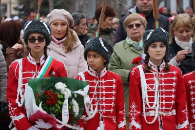 Държавни глави и лидери от цял свят поздравиха българите за