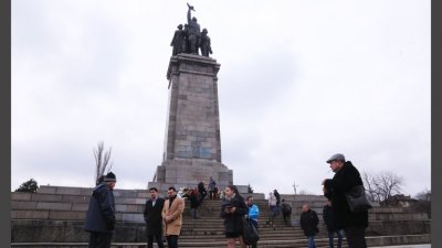 Махането на Паметника на Съветската армия в София предложено от