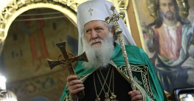 Негово Светейшество българският патриарх Неофит и митрополитите от Светия синод