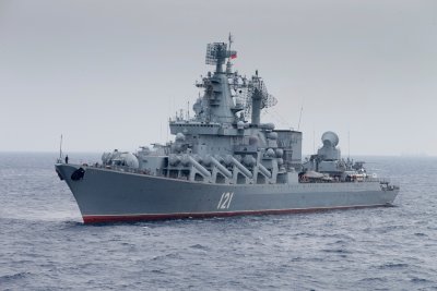 Украйна следи с тревога два кораба в Черно море