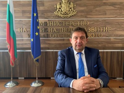 Министърът на регионалното развитие и благоустройството Иван Шишков отказа участие