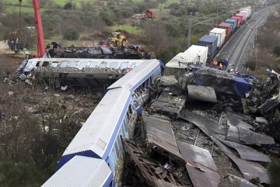 Още трима бяха обвинени за влаковата трагедия в Гърция