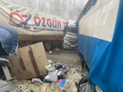 20 коли се сблъскаха във верижна катастрофа в Русия