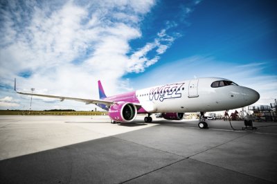 Авиокомпанията Wizz Air набира пилоти с лиценз за управление на