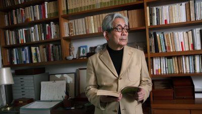 Почина нобелистът за литература Кендзабуро Ое