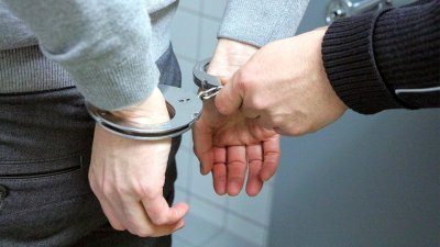 Задържан е крадец рецидивист съобщават от Областната дирекция на МВР Добрич На 14