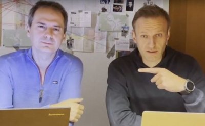 Лежащият в затвора руски опозиционен политик Алексей Навални посвети в