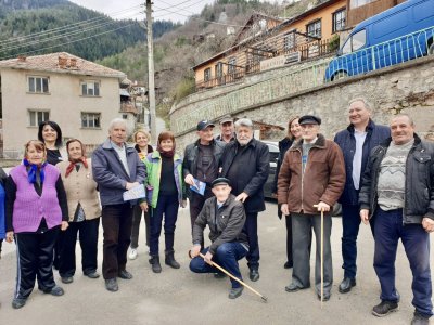 В село Дряново към Вежди Рашидов: Ти си най-добрият човек!