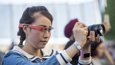 „Гугъл“ спира продажбите на умните си очила Glass Enterprise