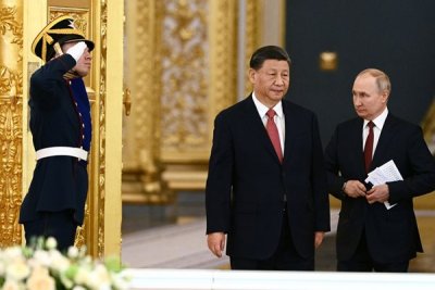 Русия и Китай демонстрираха днес своето безгранично приятелство по време