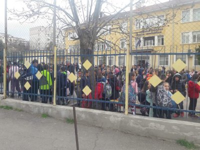 Сигнали за бомби в няколко училища в София научи Lupa bg