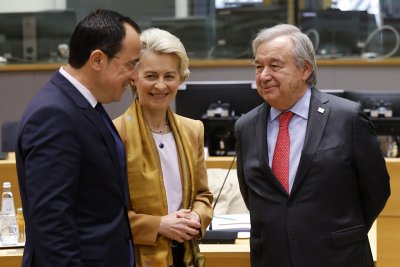 Лидерите от ЕС одобриха план за доставяне на боеприпаси на Украйна