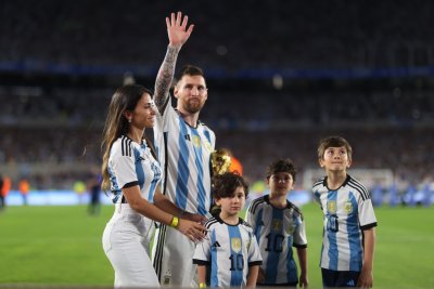 Аржентина победи Панама с 2 0 в приятелска среща в Буенос