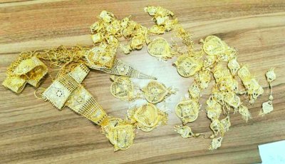 Над 1 6 кг златни накити за 196 822 лева задържаха митническите служители