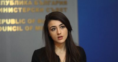 Потвърдено: Лена Бориславова блокира 40 000 лв. от сметката на Слави заради онази песен