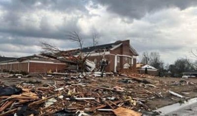 Двама загинали и 24 пострадали след торнадо в Арканзас