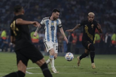 Световният шампион по футбол Аржентина разгроми със 7 0 Кюрасао в