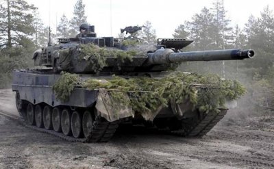 Испания ще изпрати на Украйна първите шест танка "Леопард"