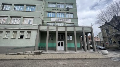 Община Сливен обяви 28 март за неучебен ден Полицията проверява