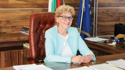 Бившият регионален министър Виолета Комитова може да се кандидатира за