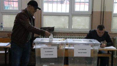 Повишена избирателна активност отчитат в Солун