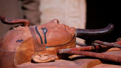 Саркофагът на древноегипетския фараон Рамзес II беше представен днес пред