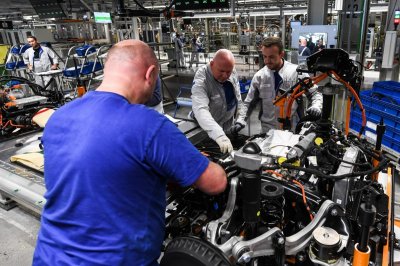 Индустриалното и промишленото производство в Германия отбелязаха изненадващо силен ръст