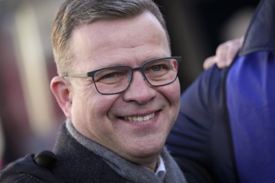 Вотът във Финландия: Дясната опозиция води с малко пред социалдемократите на Сана Марин 