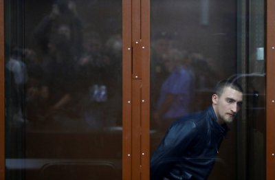 Руските власти пуснаха от ареста актьора Павел Устинов