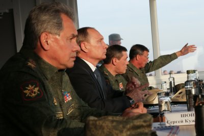Русия е домакин на международни военни учения