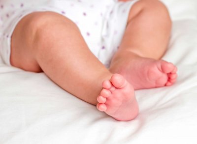 Българин в САЩ обвинен, че опитал да удуши бебето си