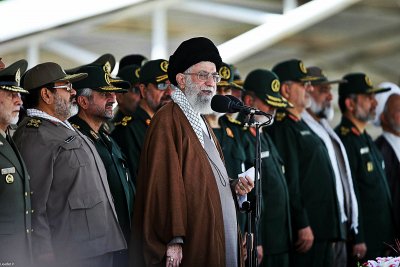 Хаменей одобрил атаката срещу Саудитска Арабия