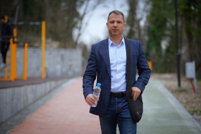 Делян Добрев разкри: Не Лена напуска сама, гонят я