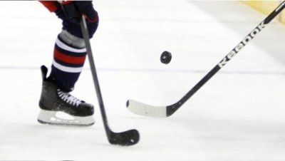 Националките по хокей на лед направиха масов бой след края