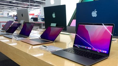 Глобалните доставки на компютри намаляват, „Епъл“ най-зле