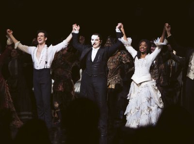 "Фантомът на операта" се сбогува с Бродуей, засега