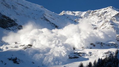 Планинската спасителна служба предупреди за лавини