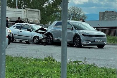 Верижна катастрофа с 4 коли в Пловдив