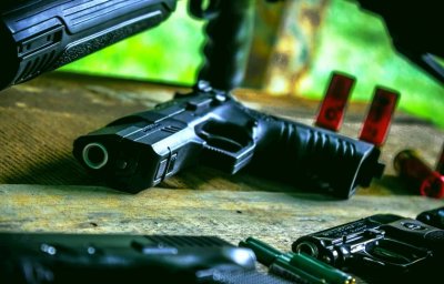 След гонка: Хванаха шофьор с газов пистолет и патрони