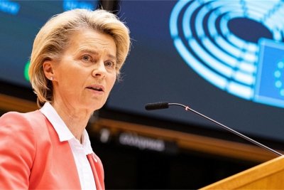 Европейската комисия съобщи че подготвя още 100 милиона евро помощ