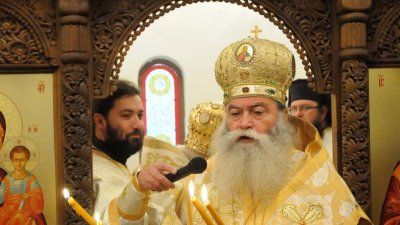 Ловчанският митрополит Гавриил възглави празничното пасхално богослужение в катедралния храм
