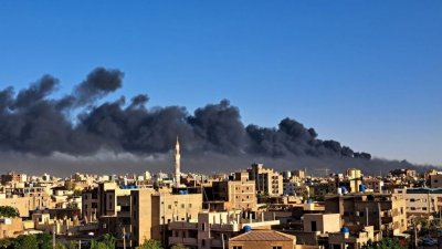 Продължава евакуацията на чуждестранни граждани от Судан Според Франс Прес