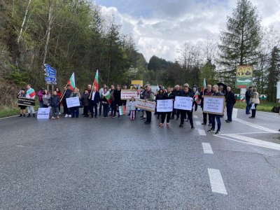 Протестно шествие на жители на Калофер и на наводнените през