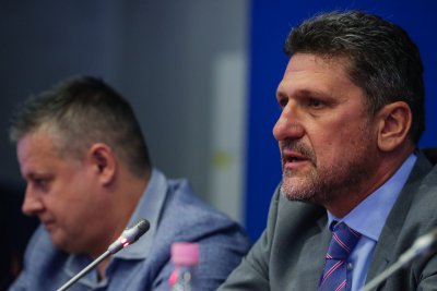 Изпълнителният директор на ЦСКА Филип Филипов се заяде с феновете