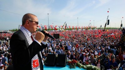 Ердоган и Кълъчдароглу с успоредни митинги на различни континенти