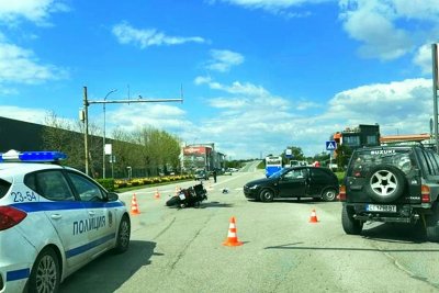 Кола блъсна моторист в Казанлък Инцидентът е станал на булевард в