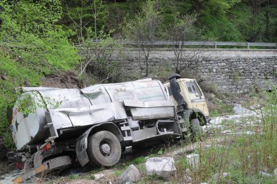 Катастрофа затвори за кратко участък от пътя София Варна между Велико