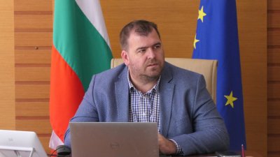 Явор Гечев: 10 млн. евро не стигат да ни компенсират за украинското зърно