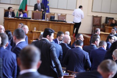 Екстравагантно решение за парламентарните комисии единодушно прие Председателският съвет в