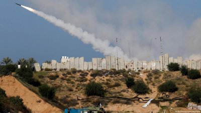 12 души,  сред които трима висши командири на Ислямски джихад, бяха убити при израелски въздушни удари в Газа